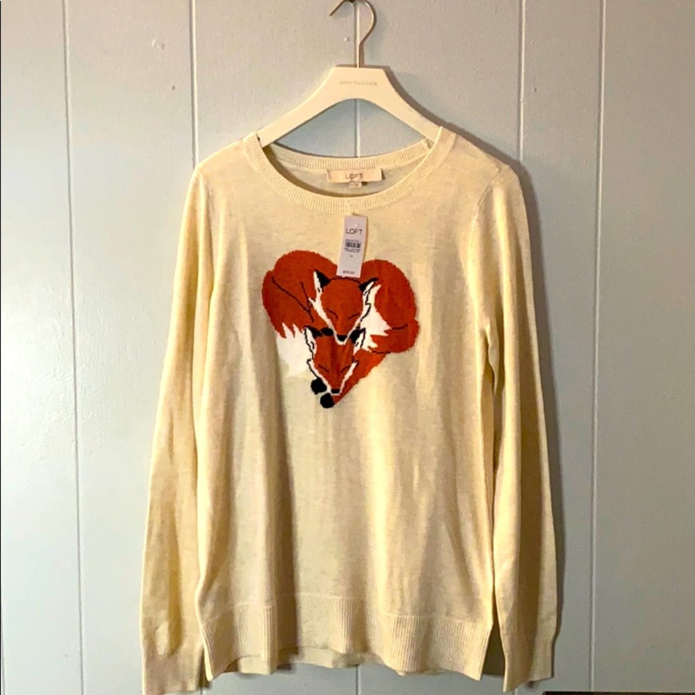 *Sold* NWT LOFT Fox Sweater Size Medium